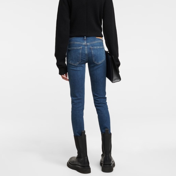 COH Ella Mid-rise Cropped Jean - Picture 2 of 9